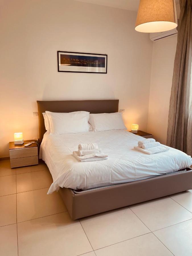 Berga Exclusive Suite 5 Bari Luaran gambar