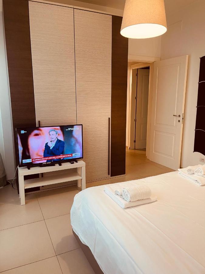 Berga Exclusive Suite 5 Bari Luaran gambar